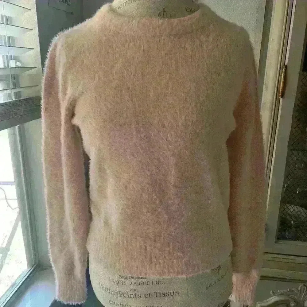 Old navy fluffy sweater